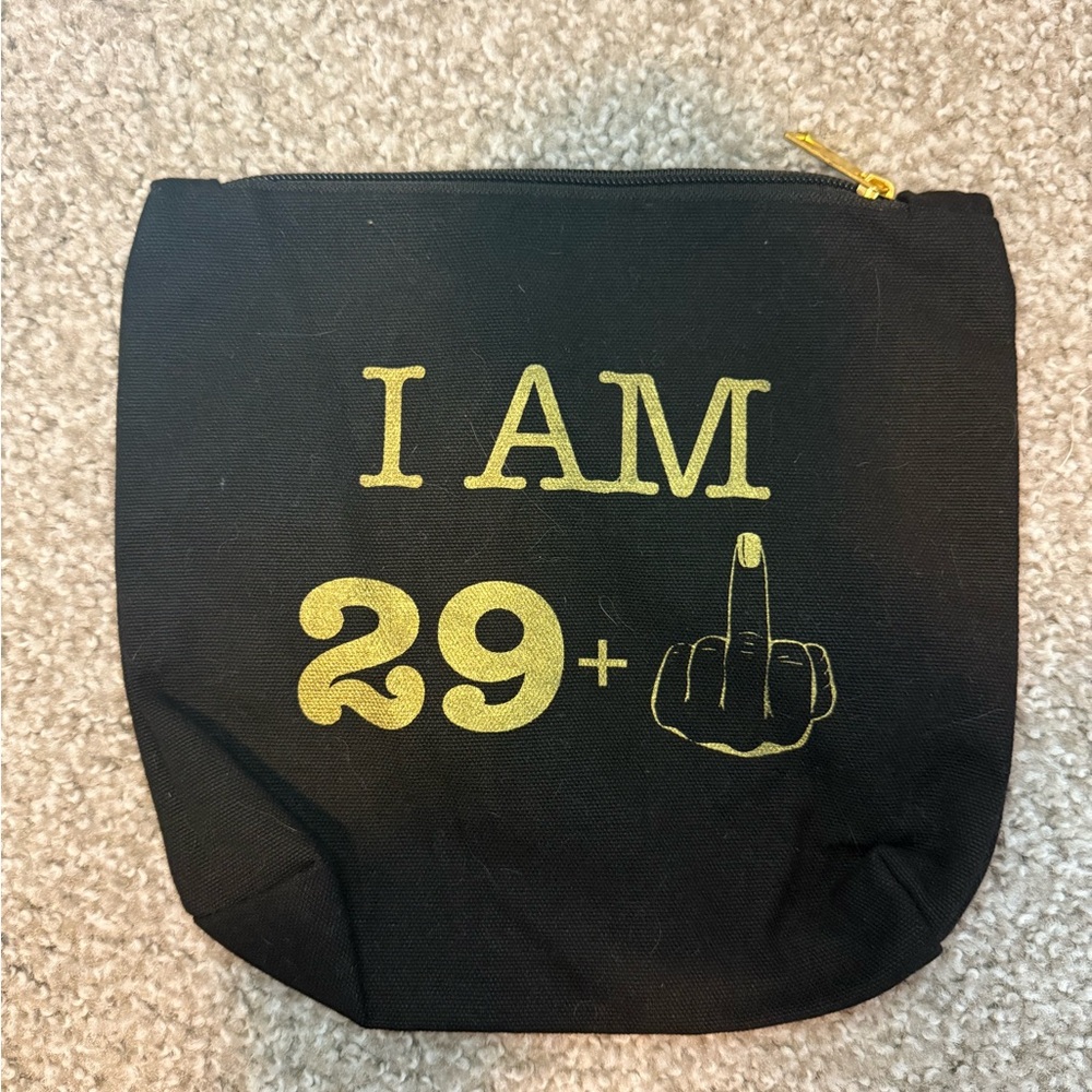 30 (29+1) Cosmetic bag